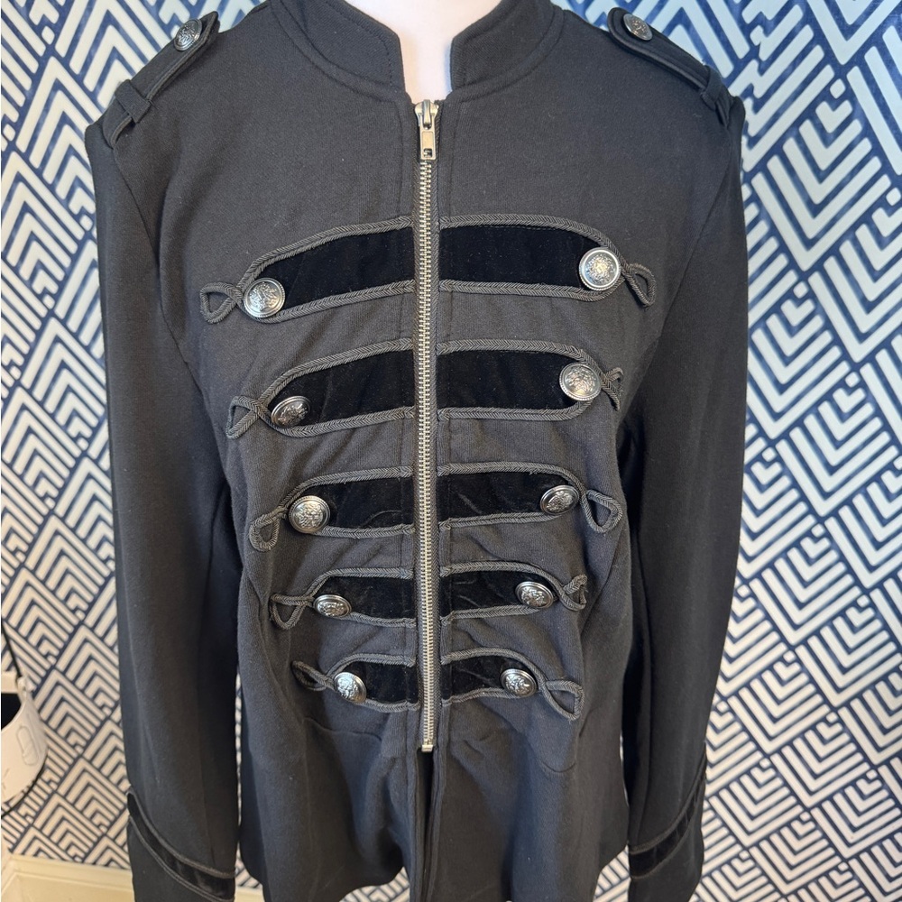 Chic Black Military Style Jacket